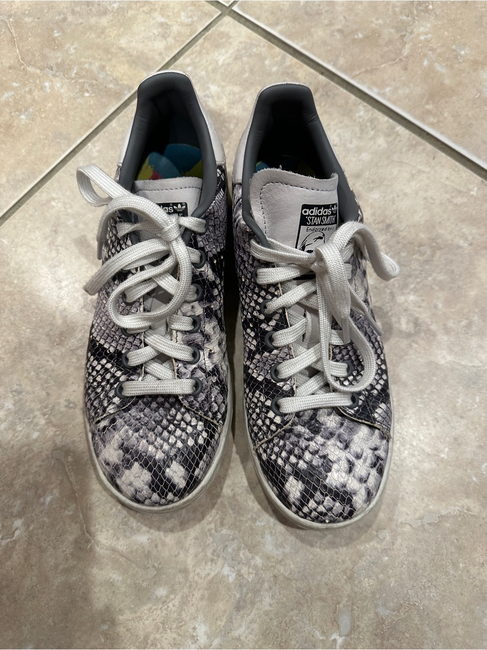 adidas Mens Stan Smith Snake skin Sneakers - Gray & Black